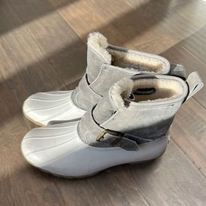 Sperry women’s duck boots